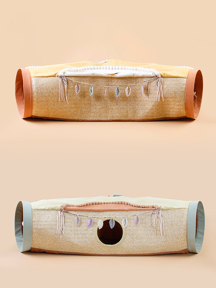 Red Pet Litter Roll Totoro Drill Hole Toy