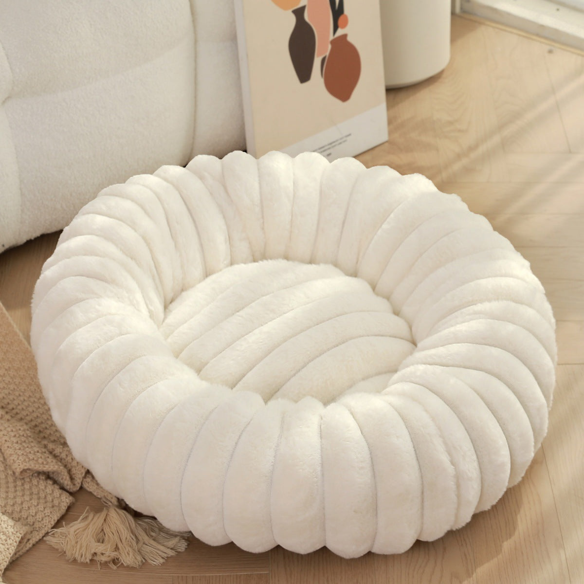 Pet Plush Round Winter Warm Sleeping Nest Bed