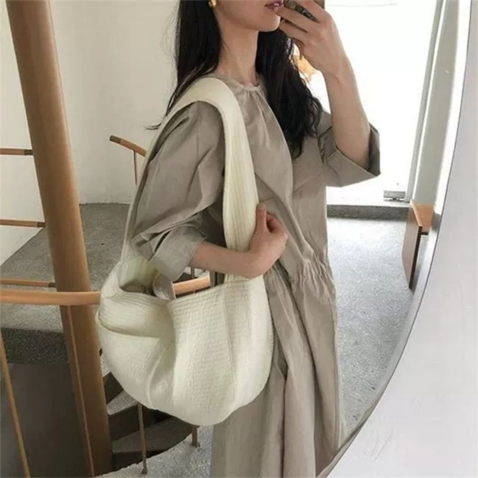 Handmade Canvas Pet Carrier Bag Breathable Single-Shoulder Tote